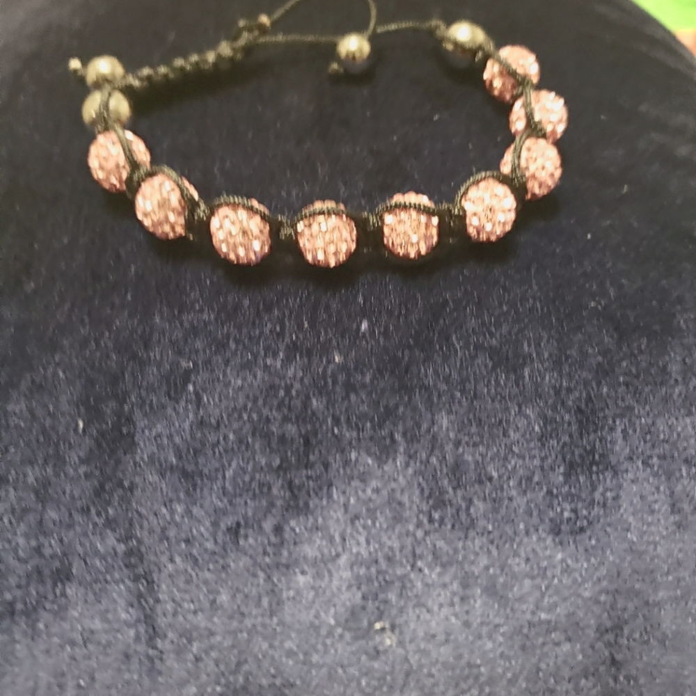 Pink adjustable bracelet